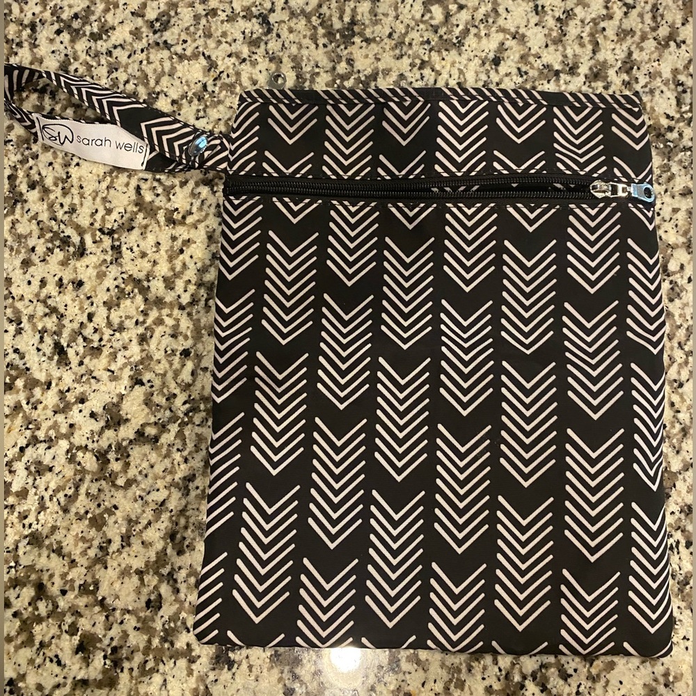 Sarah Wells Pumperoo Wet/Dry Bag